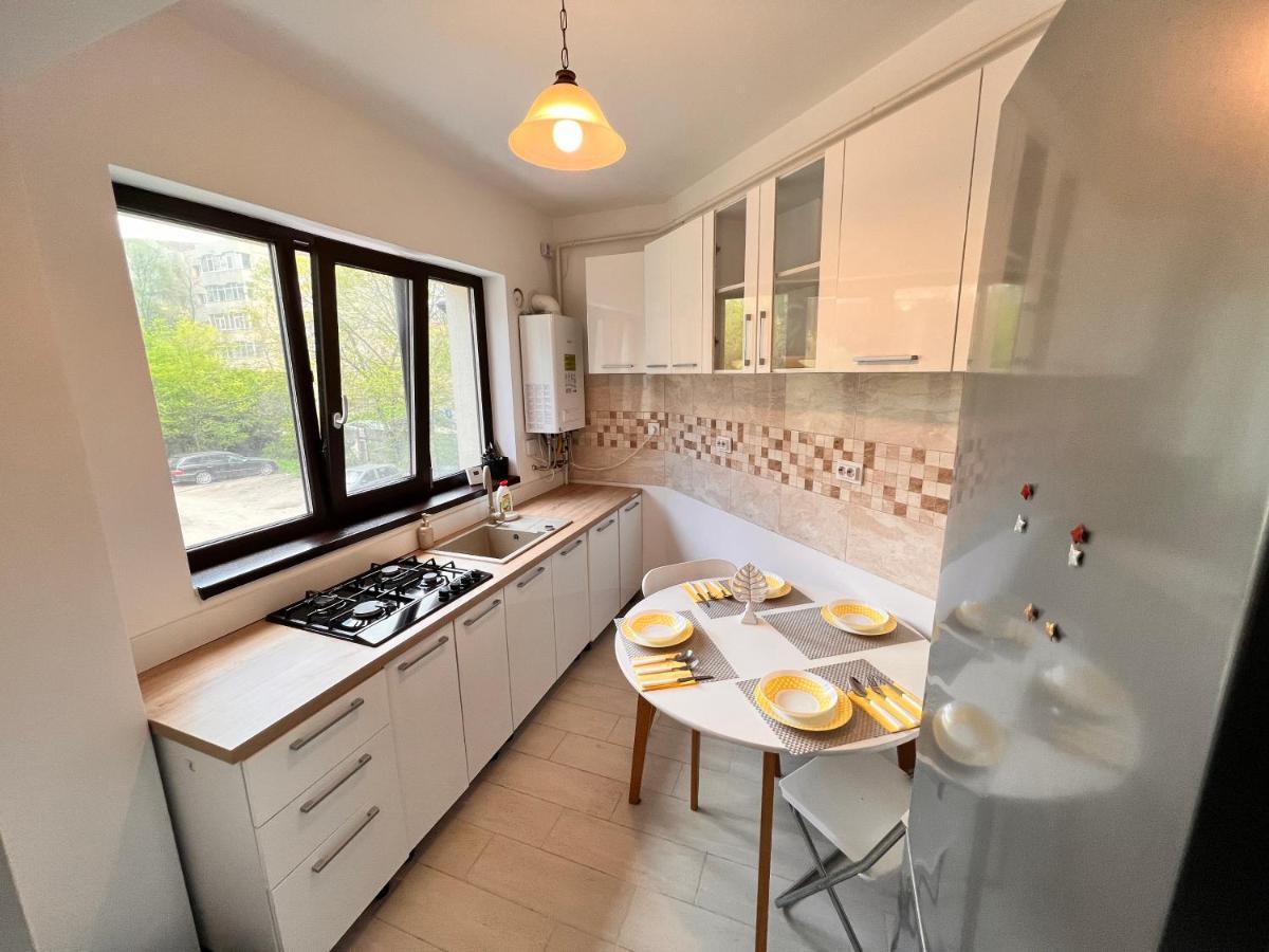 2 Rooms Apartment Airy & Bright Relax Jászvásár Kültér fotó